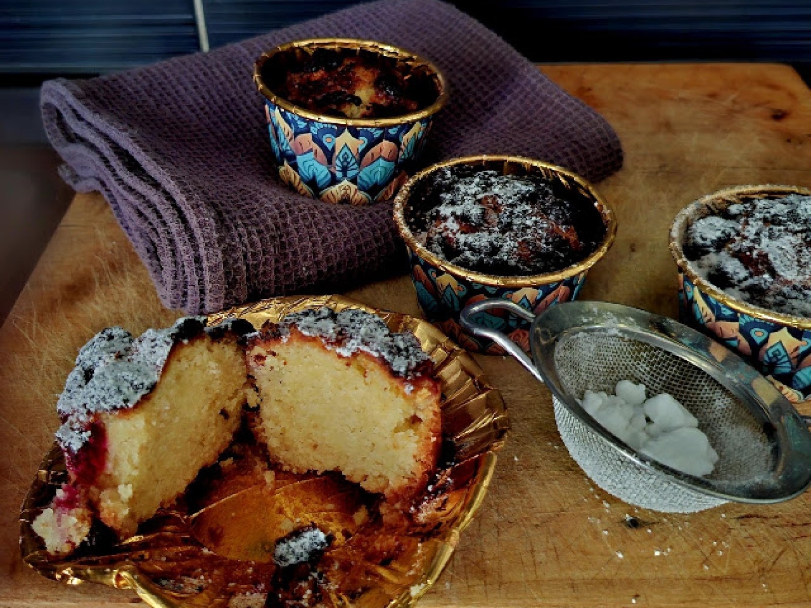 Muffinki malinowe z białą czekoladą z Air Fryera
