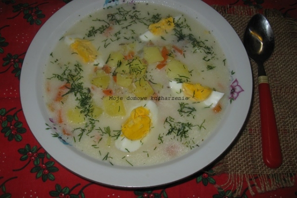 Zupa ziemniaczano-chrzanowa z jajkiem