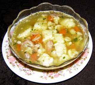kalafiorowo-jarzynowa zupa na pikantnie z przyprawą Harrissa...