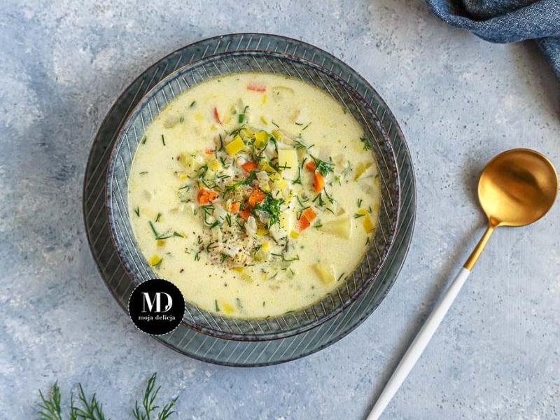 Zupa koperkowa z kaszą pęczak