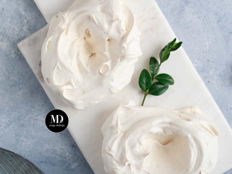 Mini bezy (mini pavlova, gniazdka wielkanocne, wielkanocne bezy)