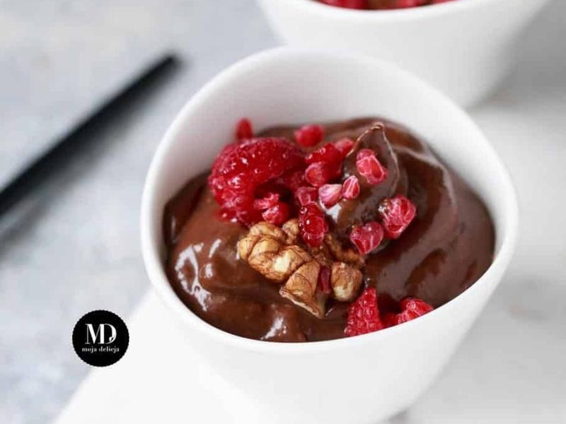 Krem z awokado, mus czekoladowy z awokado i banana