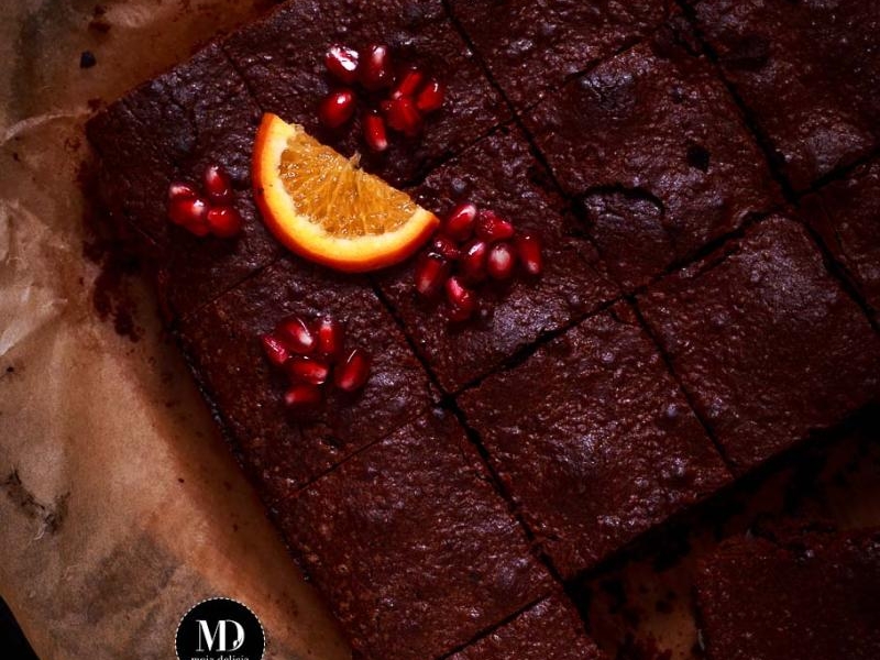 Brownie piernikowe z żurawiną