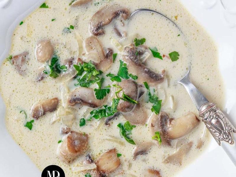 Zupa pieczarkowa