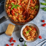 Wegetariański gulasz z...