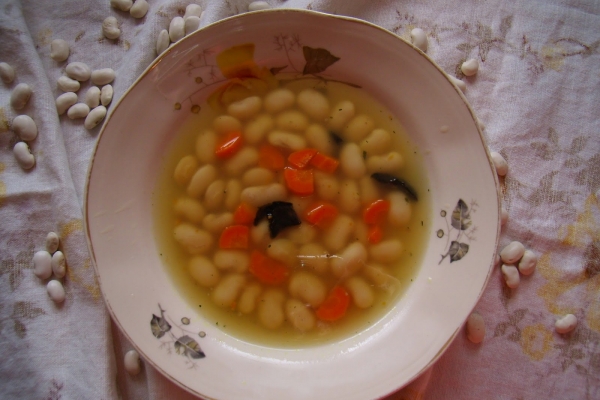 Zupa fasolowa - dietetyczna