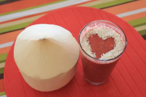 kokos + maliny + mleko migdałowe + kakao + miód