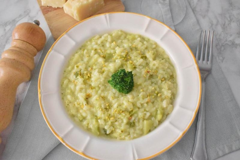 Kremowe risotto z brokułami