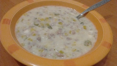 Zupa porowa z mięsem mielonym i makaronikiem ryżowym