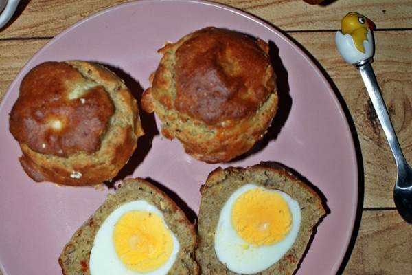 Bezglutenowe muffinki z jajkiem