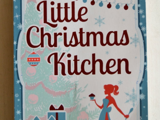 The Little Christmas Kitchen  Jenny Oliver...
