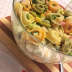 Sałatka z tortellini