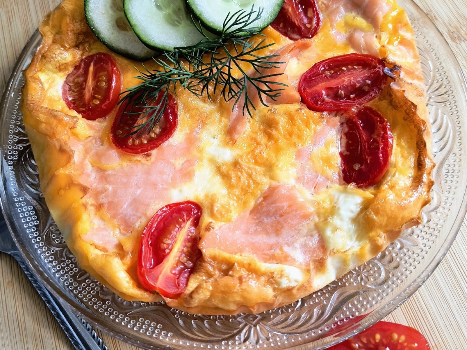 Pieczony omlet z łososiem