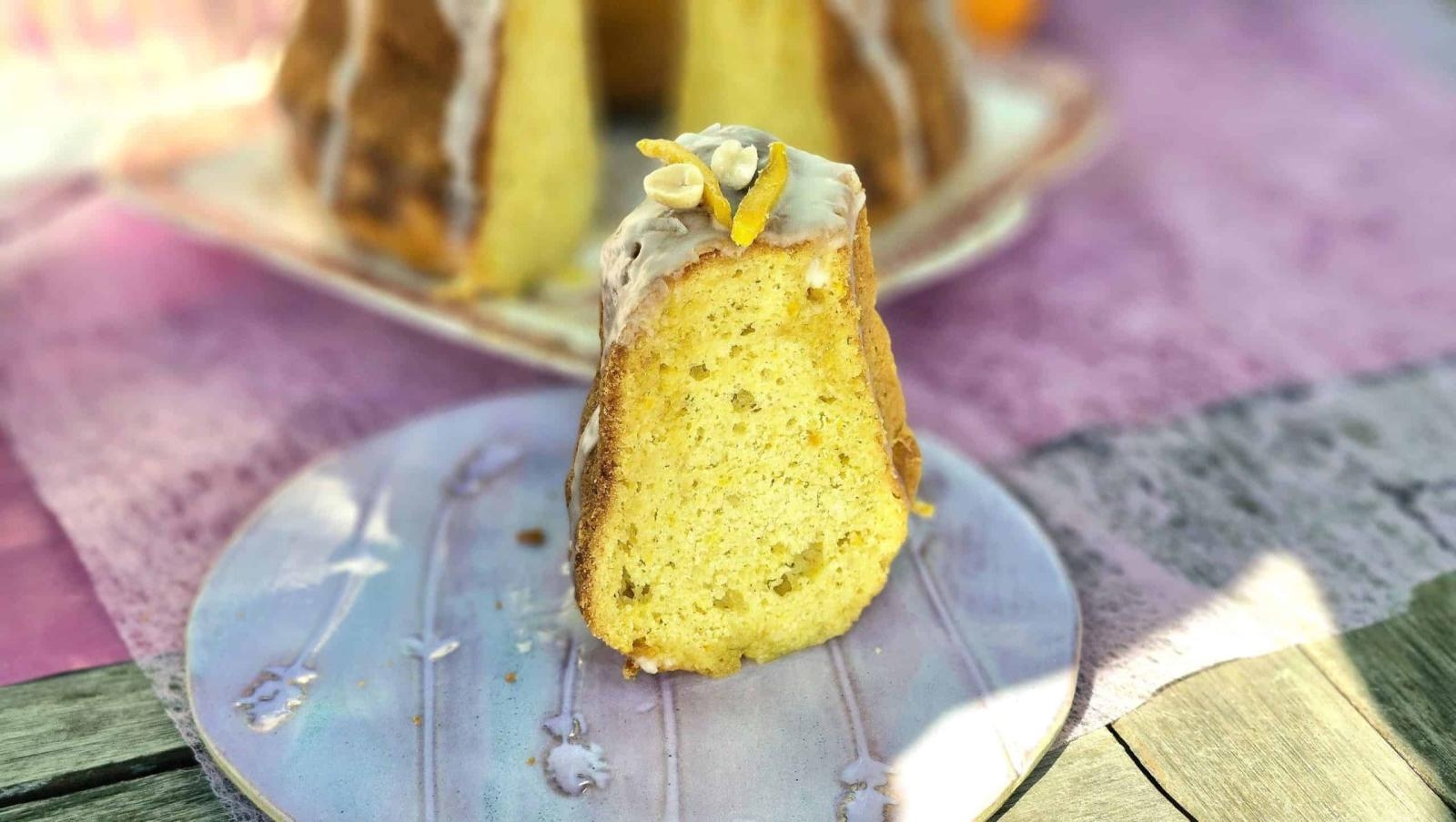 Babka pomarańczowa z zsiadłym mlekiem