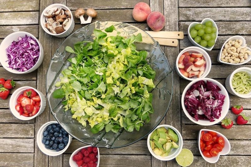Dieta 2100 kcal: Kluczowe zasady, jadłospis i efekty zdrowotne