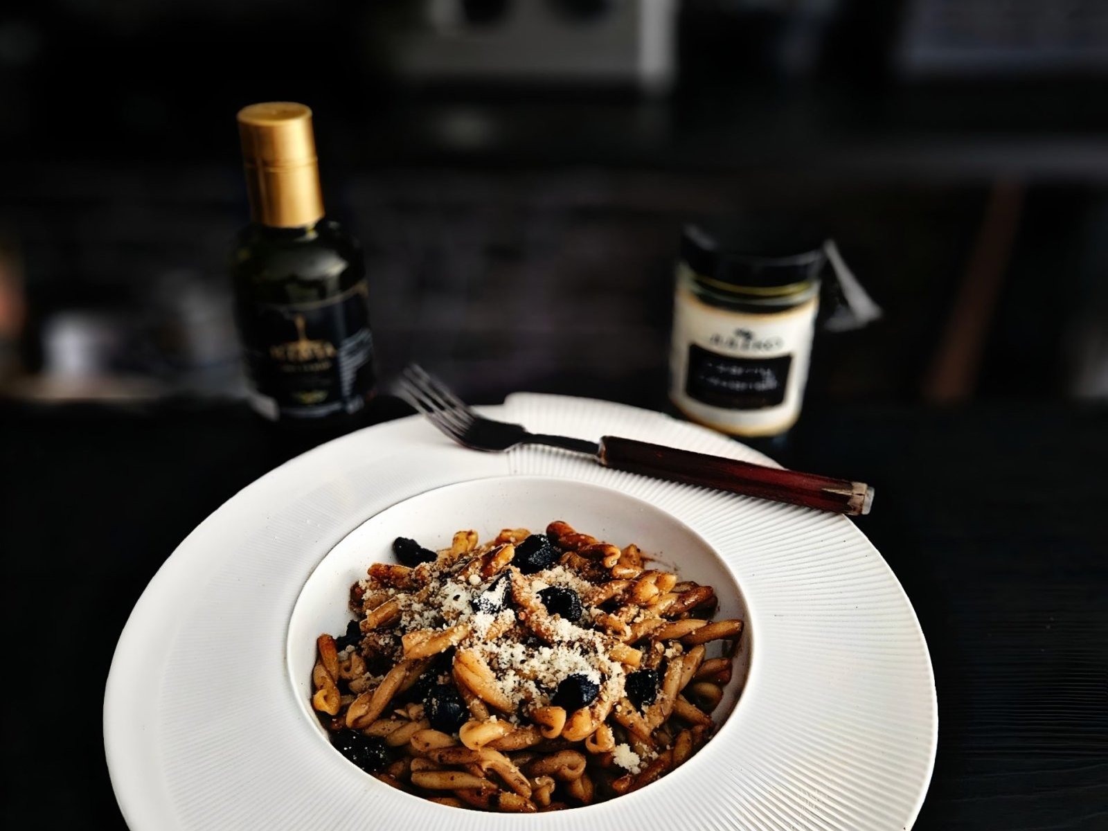 Carbonara z Czarnym Czosnkiem – Black Carbonara