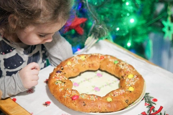 Roscón de Reyes – hiszpańskie Ciasto Trzech Króli