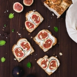 Śniadaniowe tosty z...