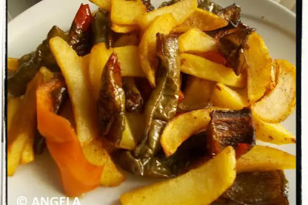 Peperonata, czyli kalabryjskie domowe frytki z papryką - Calabrian Simple Peperonata - Peperonata calabrese semplice