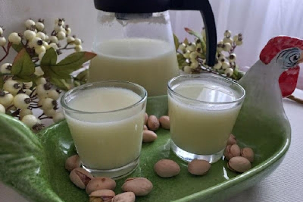 Napój pistacjowy (Mleko pistacjowe) - Pistachio Homemade Milk/ Latte di pistacchio