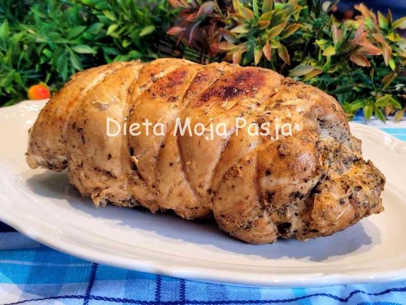 Soczysty filet z indyka na kanapki lub obiad