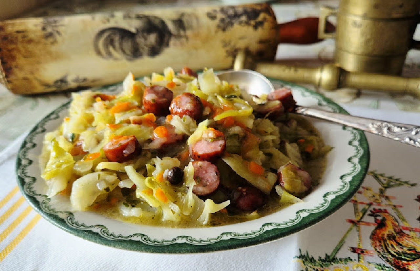 Wiosenna kapusta duszona