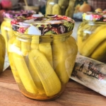 Ogórki w zalewie curry
