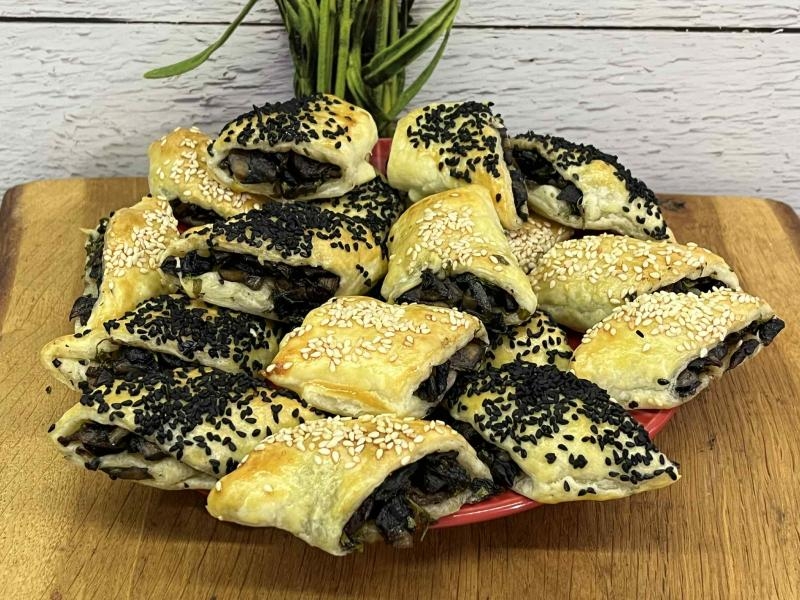 Paszteciki z ciasta francuskiego