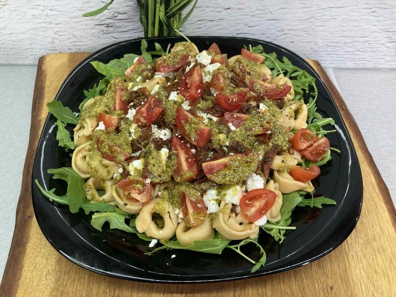 Sałatka z tortelini