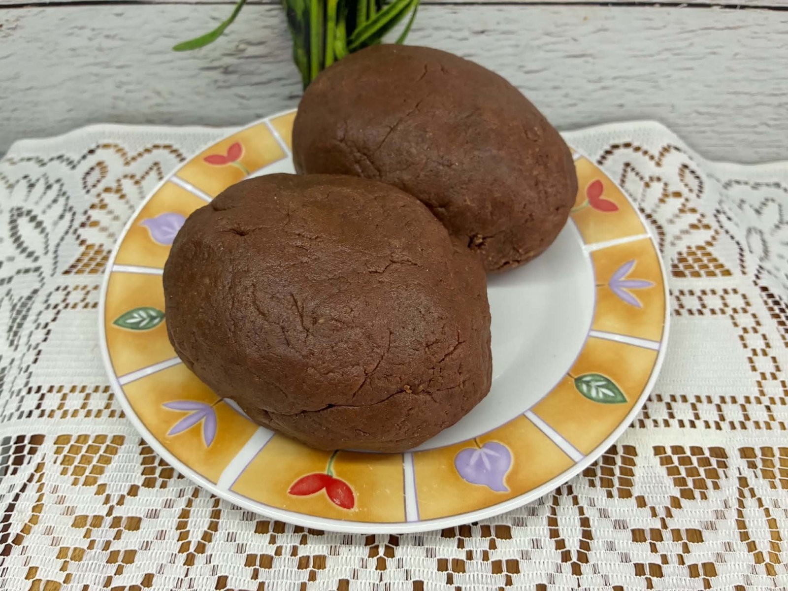Ciemne kruche ciasto pod sernik – idealny spód i kruszonka