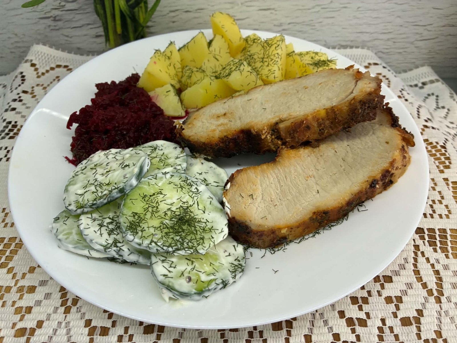 „Schab pieczony w całości w AIR FRYERZE! Soczysty i idealny na rodzinny obiad”