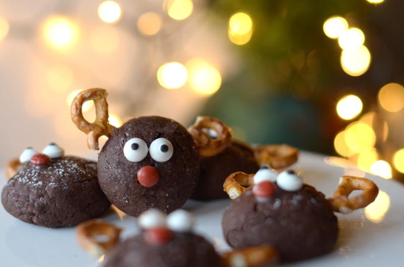CZEKOLADOWE CIASTECZKA – RENIFERY