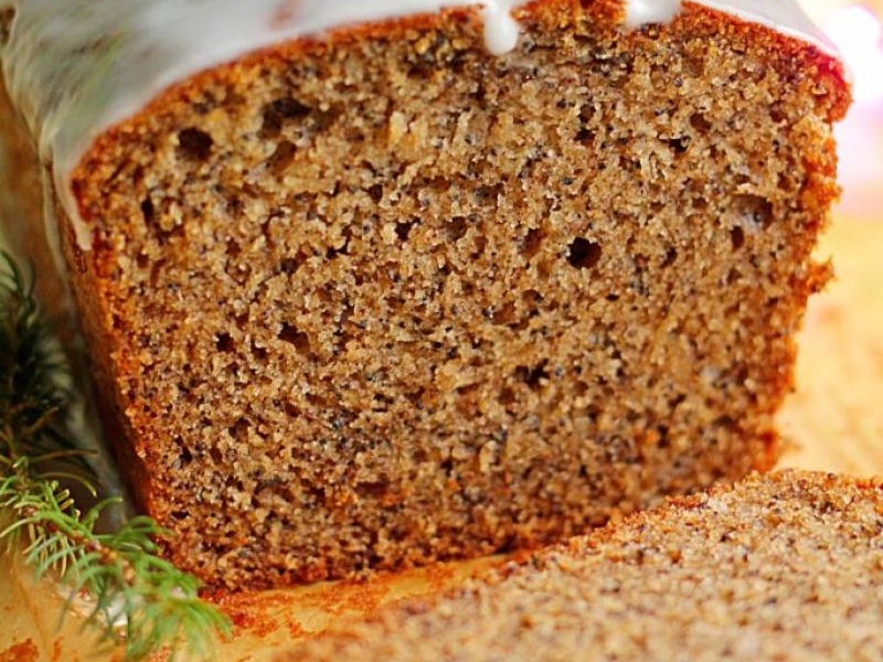 Wilgotne ciasto z makiem bez miksera