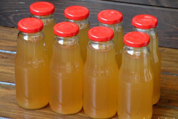 Syrop mietowo - cytrynowy, najlepszy na upały