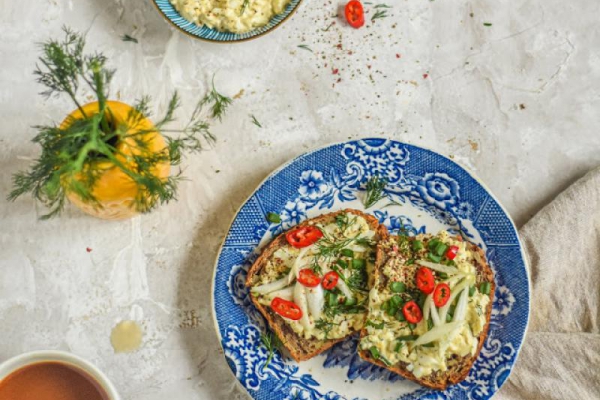 Prosta pasta jajeczna z kilku składników