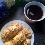 Rogaliki pistacjowe