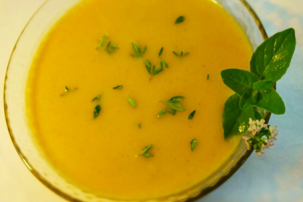 Zupa słoneczna - krem z warzyw z tymiankiem (bez glutenu, mleka i jajek)