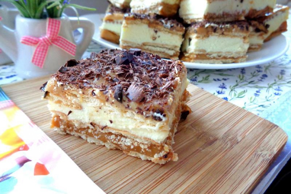 KRÓWKA BEZ PIECZENIA W PÓŁ GODZINY