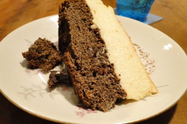 Dwuwarstwowe ciasto makowo-