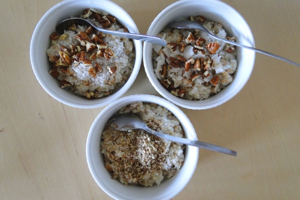 Utylizacja ryżu. Śniadanie z nutą kokosową
