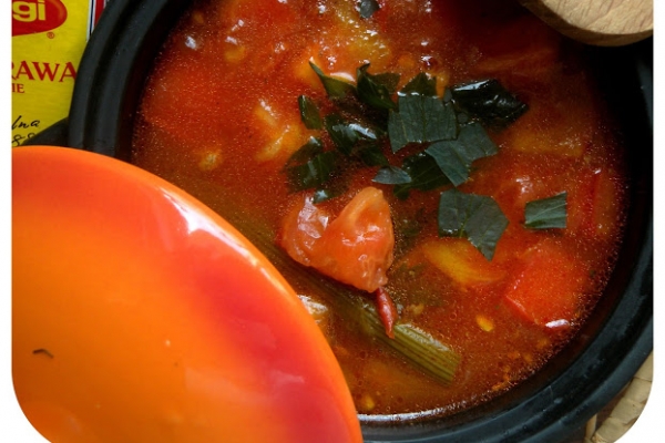 Prawdziwie domowa zupa pomidorowa