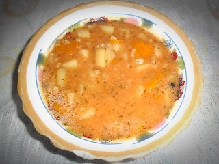 Zupa pomidorowa z ryżem i ziemniakami