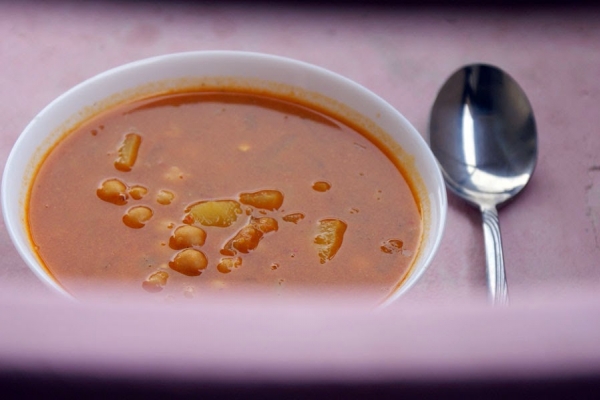 Pikantna zupa z ciecierzycy