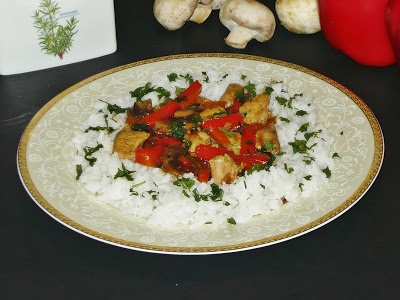 Kurczak z pieczarkami w sosie słodko - kwaśnym