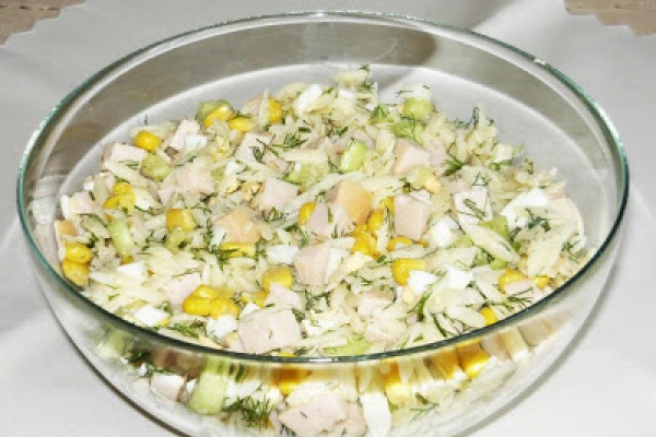 Sałatka makaronowa