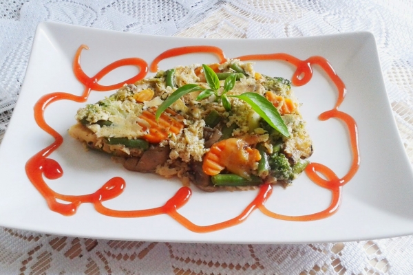 frittata z warzywami na patelnię