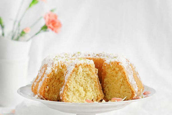 Babka kokosowa – lekka Wielkanoc