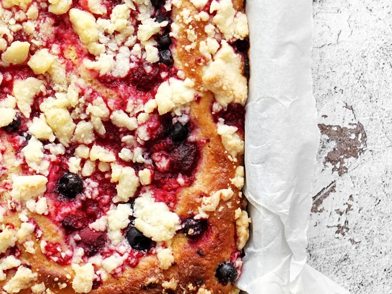 Proste ciasto drożdżowe z owocami