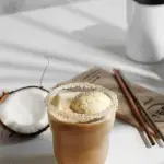 Kokosowa kawa mrożona