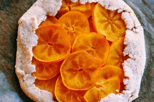 Persimmon fruit pie